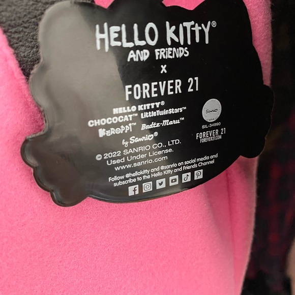 Forever 21 Hello Kitty and Friends Pink Varsity Letterman Jacket Sz Small NWT - Picture 3 of 9